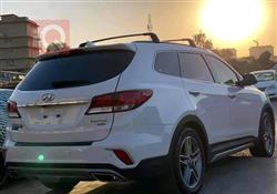 Hyundai Grand Santa Fe